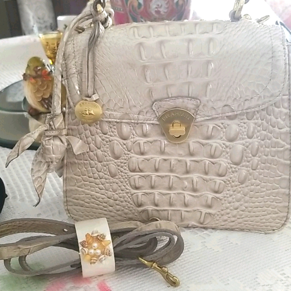Brahmin handbags  Medium size